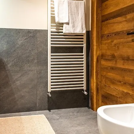 Hellochalet - Front Row With Balcony Overlooking The Cretaz Slopes Брей-Червінія
